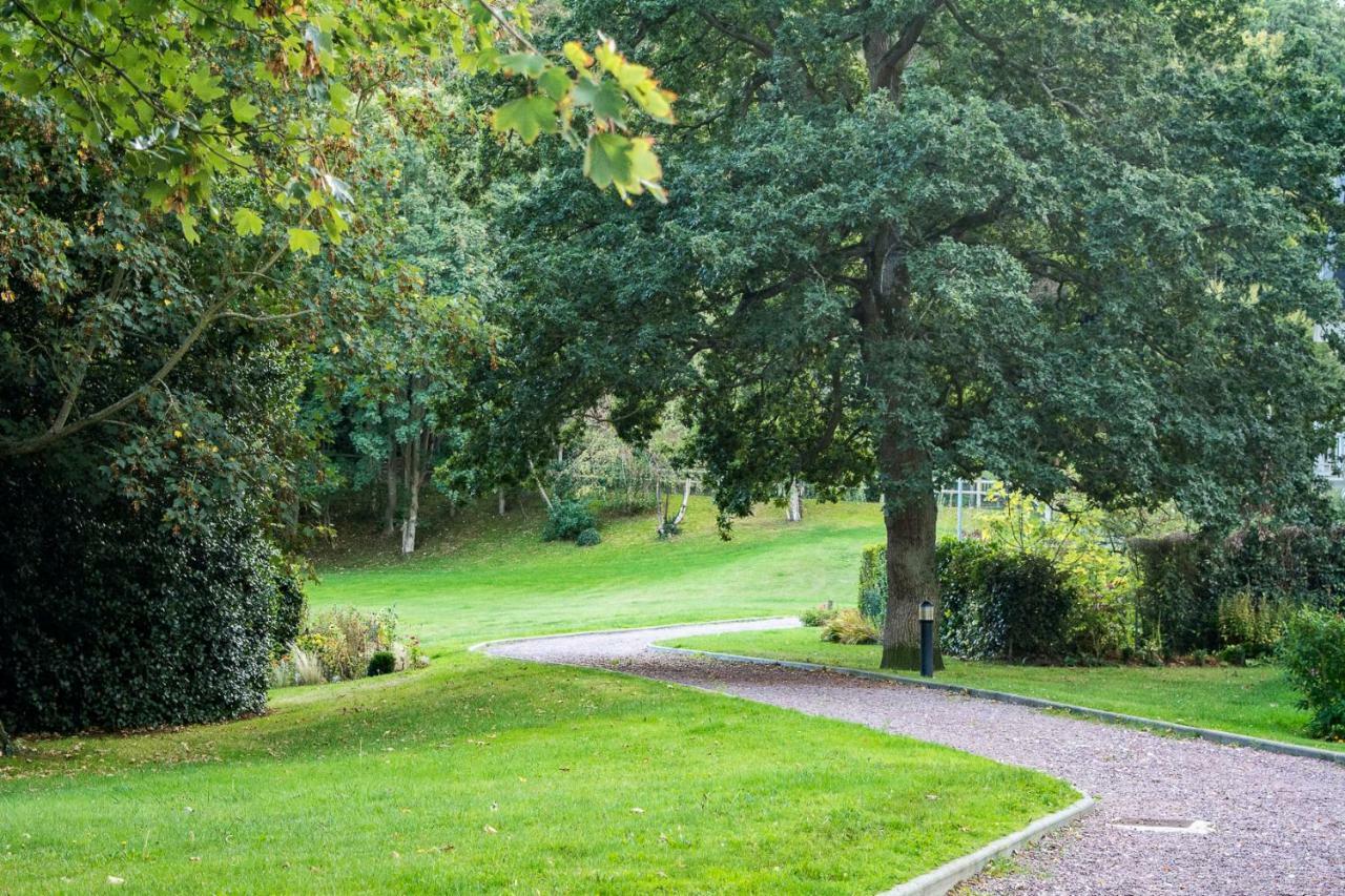 Les Charmes Du Bosquet Parc D'Amour Et Nature Parking Prive Securise Étretat Exterior foto